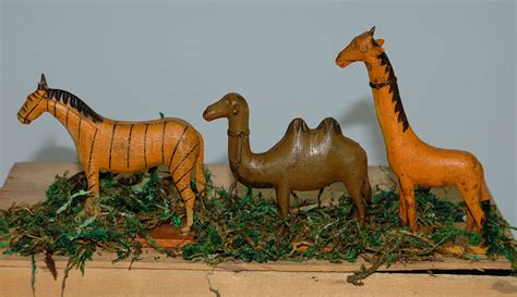 10 antique Erzgebirge Menagerie animals exotics Seiffen at 1860