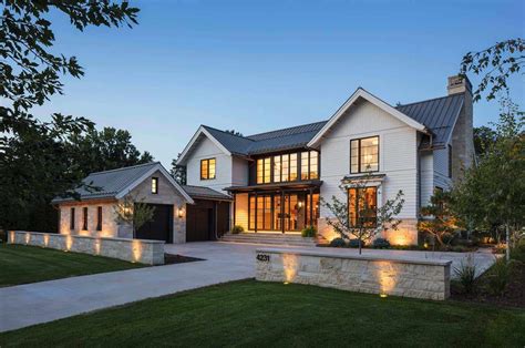 Fabulous modern farmhouse with delightful details in Minnesota in 2020 ...