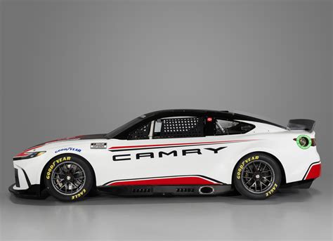 Toyota unveils 2024 NASCAR Cup series Camry XSE – CupScene.com