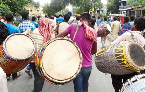 Dhakis are returning home after ending Vote festival in Bengal - Anandabazar