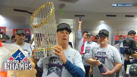 Brian Snitker leads Atlanta Braves’ locker room celebration after World Series win | MLB on FOX ...