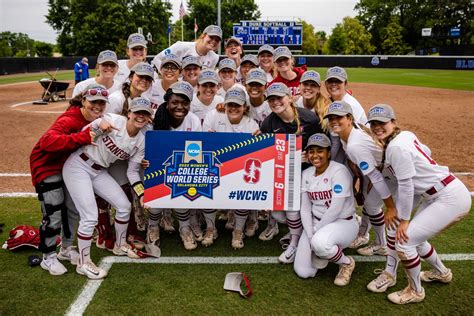 Stanford softball sweeps Duke to earn trip to College World Series