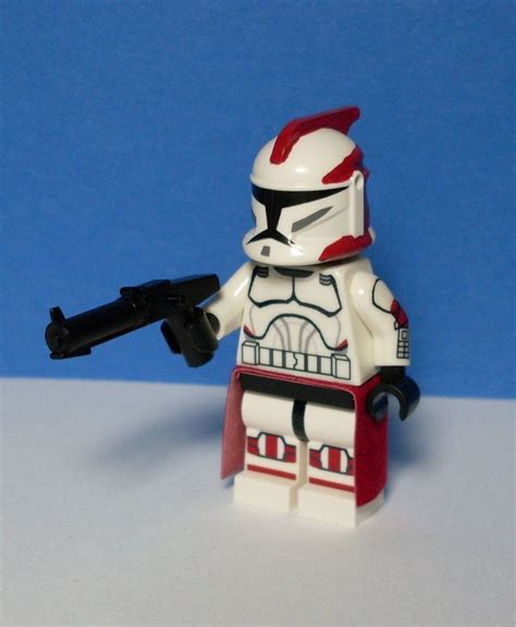 Commander Ponds | Lego star wars, Lego characters, Lego clones