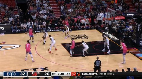 Kristaps Porzingis with a dunk vs the Miami Heat - Yahoo Sports