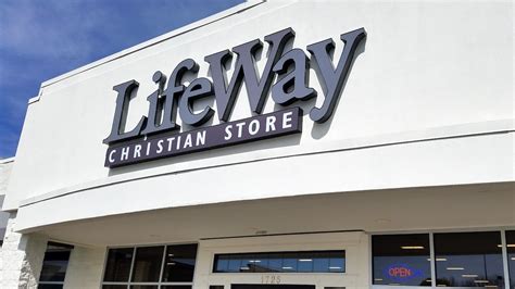 LifeWay Christian Closing Brick-And-Mortar Bookstores | NCPR News