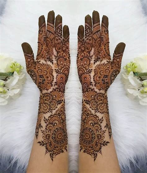 Super Trendy & Unique Arabic Mehendi Designs For Brides!