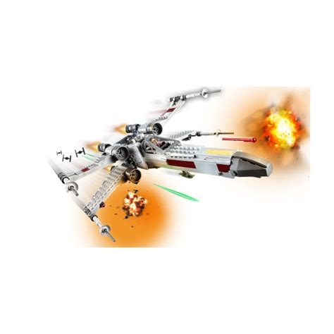 LEGO® Luke Skywalker’s X-Wing Fighter™ 75301 | BRICKSHOP