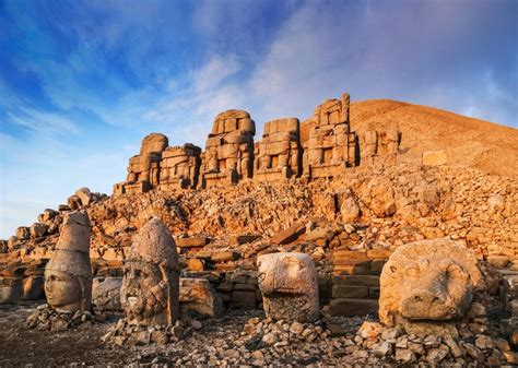 Sunrise at Mount Nemrut | Turkish Airlines Blog