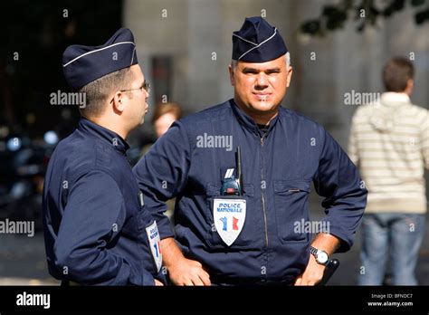 French police uniform hi-res stock photography and images - Alamy