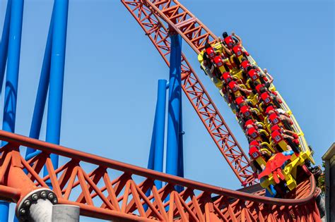 Superman Coaster - Warner Brothers Movie World, Australia