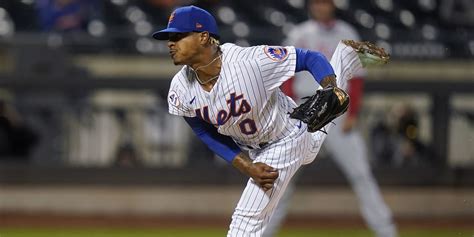 Marcus Stroman, Mets sweep Phils in doubleheader