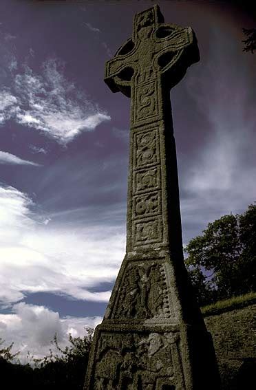 17 Best images about Celtic Crosses of Ireland on Pinterest | Church, Dublin ireland and Ireland ...