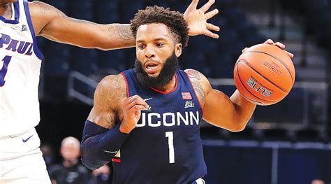 UConn Basketball: Huskies Team Preview and Season Prediction 2021-22 ...