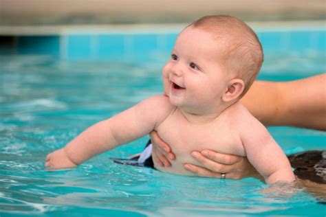 Baby and Infant Swim Lessons in Marin | Marin Mommies