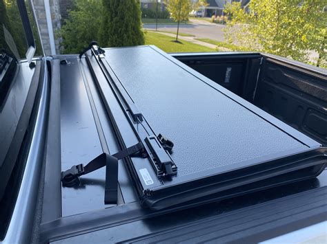 Mopar 82215616 Hard Tri-Fold Tonneau Cover for 20-21 Jeep Gladiator JT | Quadratec