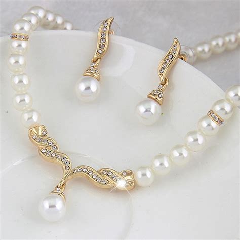 Aliexpress.com : Buy Wedding Bridal Pearl Jewelry Set Necklace Stud Earrings Set Women Lady Gift ...