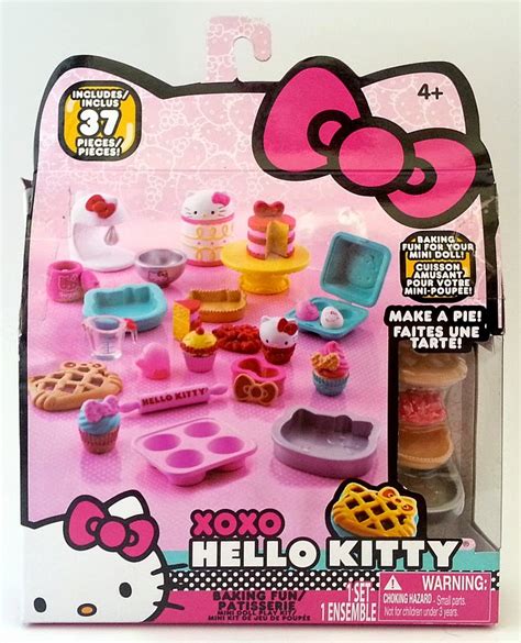 SNICKERDOODLE STREET: Hello Kitty Mini Accessory Sets