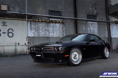 Dodge Challenger Black Work Emitz | Wheel Front