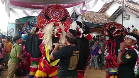 KUDA LUMPING RITUAL BAKAR KEMENYAN | Rampak Barongan Tunas Muda Karya Manunggal - YouTube