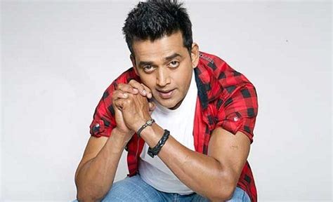 Ravi Kishan Wiki, Age, Height, Biography, Wife, Net Worth - World Blaze