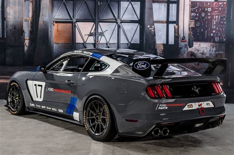 Ford Mustang GT4 racer debuts at SEMA - ForceGT.com