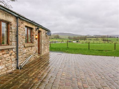 Orcaber Farm Retreat | Austwick | Yorkshire Dales | Self Catering Holiday Cottage