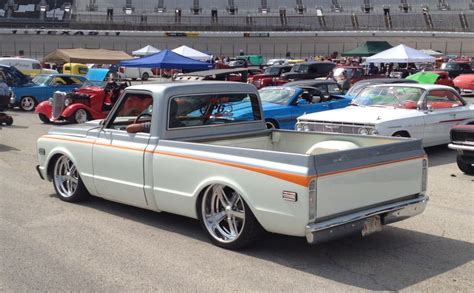 C10, cool paint | Classic chevy trucks, 72 chevy truck, Chevy trucks