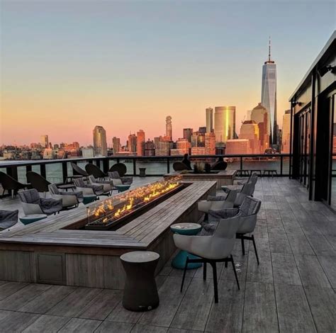 Rooftop-bars-in-Jersey-City