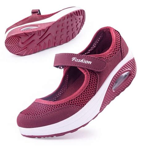 15 Best Orthopedic Shoes For Women | Travel Essentials