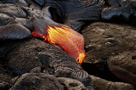 Lava flow - volcano | We stayed till after dark. the hillsid… | Flickr