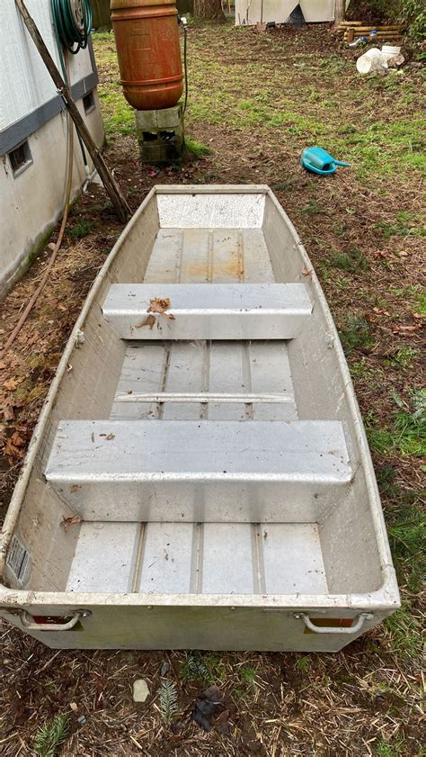 10’ little Jon aluminum Flat bottom boat made by Lowe industries for Sale in Yelm, WA - OfferUp