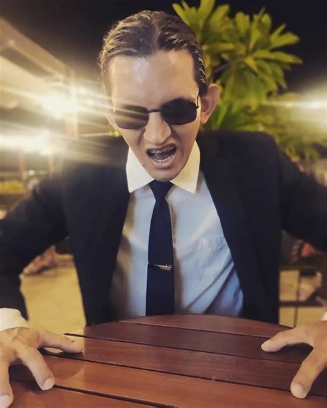 [Cosplay] Hello Mr. Anderson ( my Agent Smith cosplay from Matrix) : r/halloween