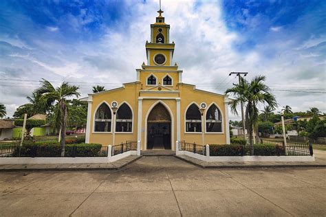 HD wallpaper: colombia, religion, spirituality, church, god, small town ...