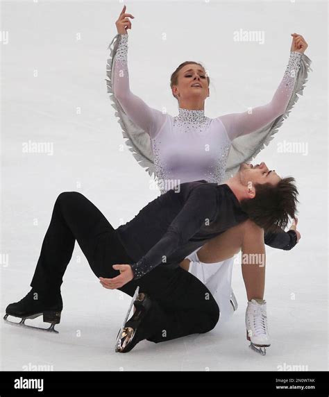 Madison Hubbell and Zachary Donohue of the United States perform during ...