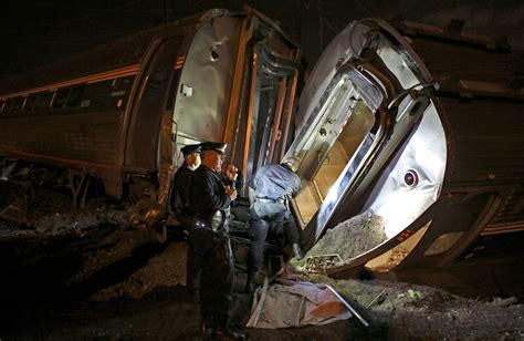 PHOTOS: The horrific scene of the Amtrak Philadelphia crash that killed ...