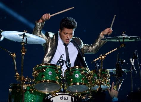 OurStage Magazine | Watch Bruno Mars' Super Bowl Halftime Show