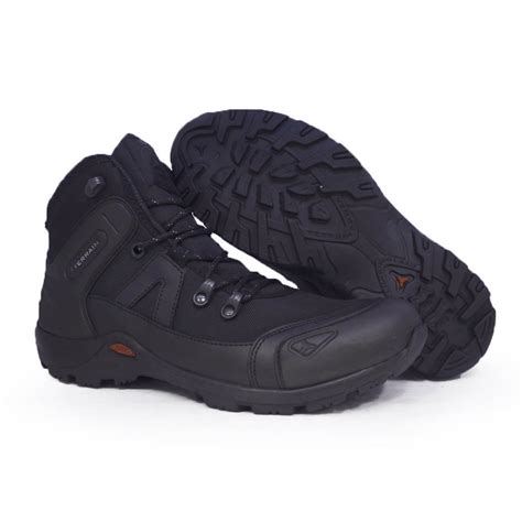 Botas Terra para Hombre T104PL - Negro - ClimbingLand