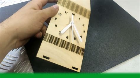 An Endurance 40 watt Co2 laser upgrade kit for your engraving machine. Making a plywood watch ...