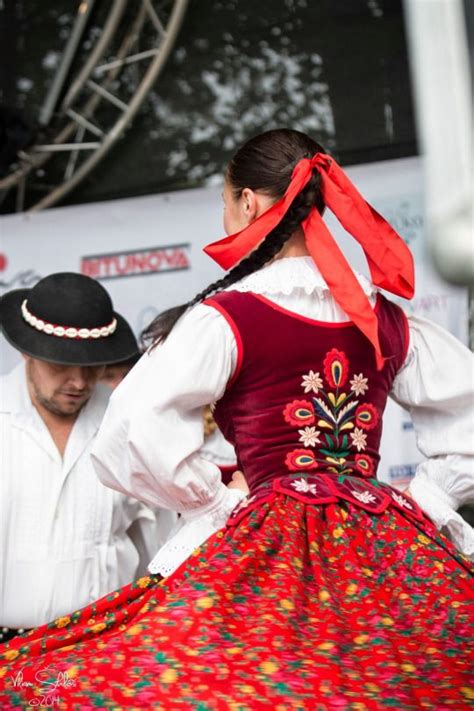 slovak-folk-costumes | Folk costume, History fashion, Slovakia