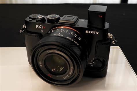 Sony's RX1R II Compact Camera is a Photographer's Dream | Digital Trends