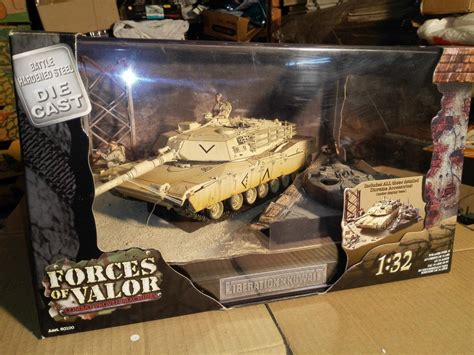 Forces of Valor 1/32 Diorama U.S. M1A1 Abrams Liberation of Kuwait - 80105 | #1778624906