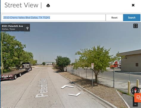 Google Streetview API returns a different view than google.com/maps ...