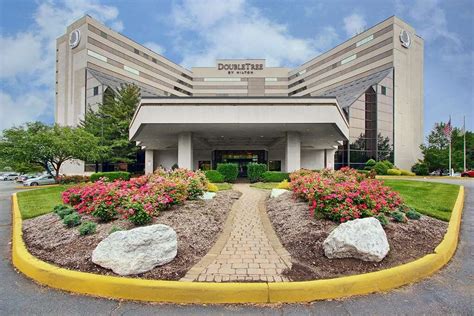 DOUBLETREE BY HILTON HOTEL NEWARK AIRPORT $118 ($̶2̶1̶6̶) - Updated 2022 Prices & Reviews - NJ