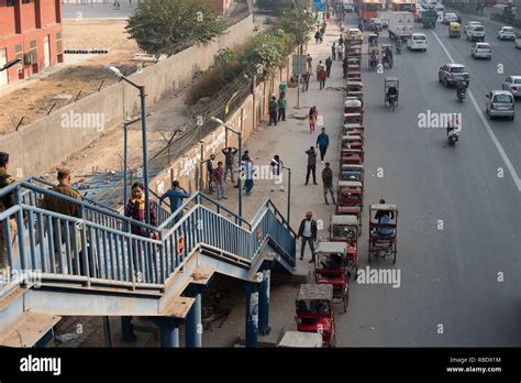 Traffic interchange outside Sarita Vihar Metro station in New Delhi: A ...