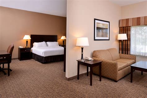 Fairmont Hotel Coupons for Fairmont, West Virginia - FreeHotelCoupons.com