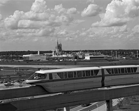 The History of the Walt Disney World Monorail: Mark IV, 1971-1989 ...