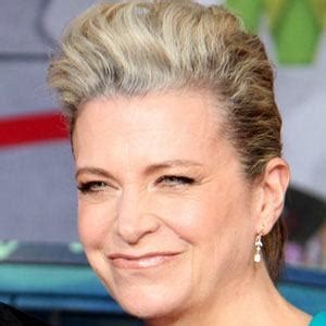 Jane Fallon - Age, Family, Bio | Famous Birthdays