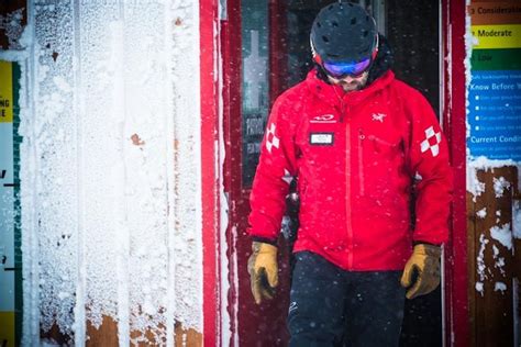 @Whistler Blackcomb Ski Patrol uniforms by Arc'teryx | Outdoor outfit, Skiing, Snowboarding outfit