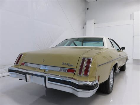 1974 Oldsmobile Cutlass Supreme - Pegasus Classic Motors