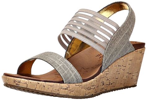 8 Most Comfortable Wedges for Travel 2019